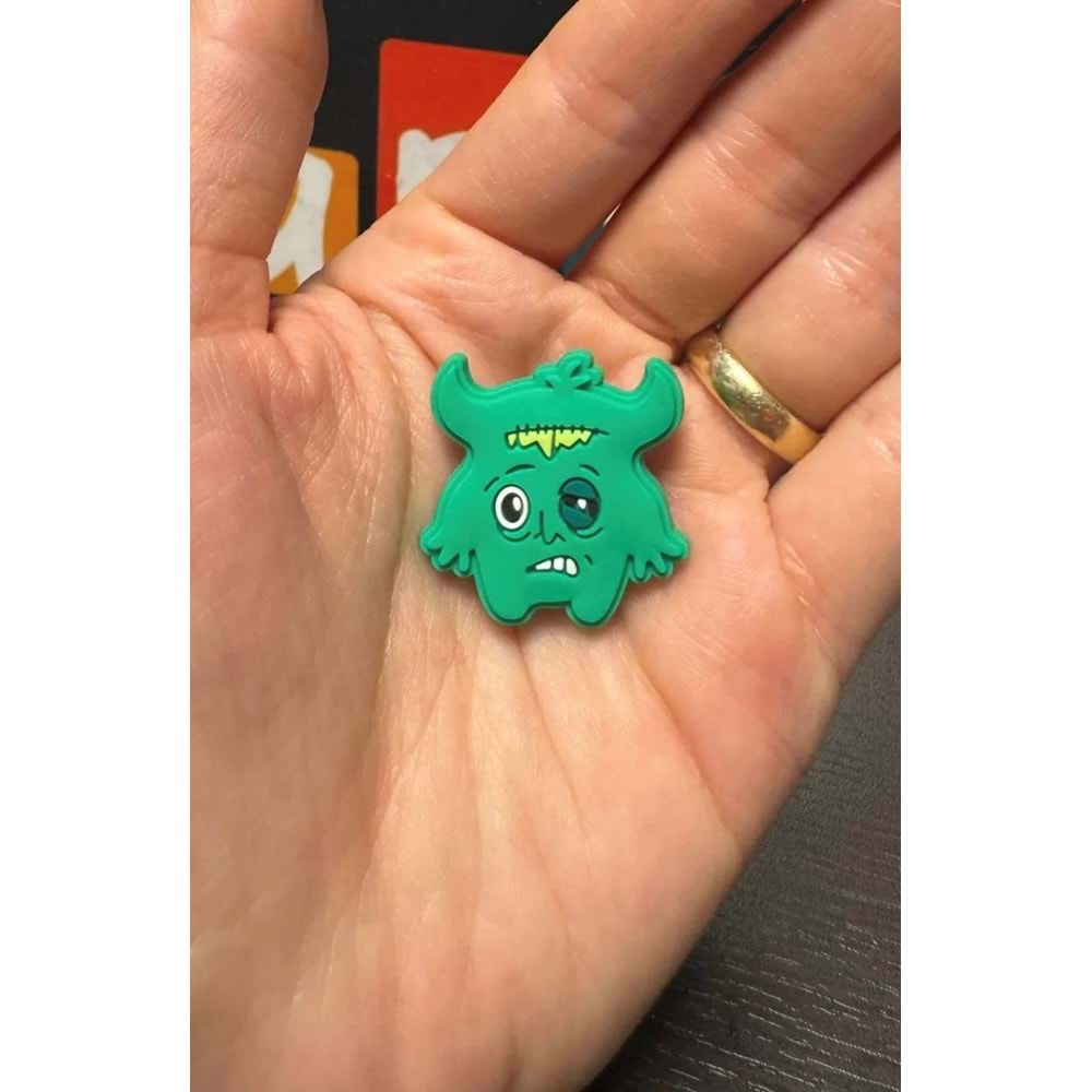 Terlik Süsü/Canavar