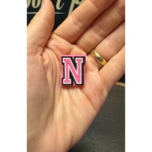 Terlik Süsü/Pembe N Harfi