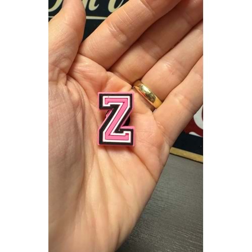 Terlik Süsü/Pembe Z Harfi
