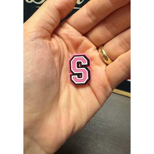 Terlik Süsü/Pembe S Harfi