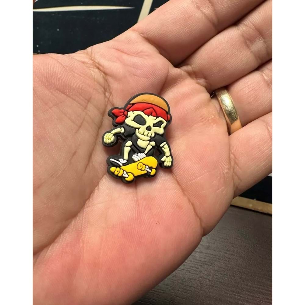 Terlik Süsü/Kuru Kafa Kaykay